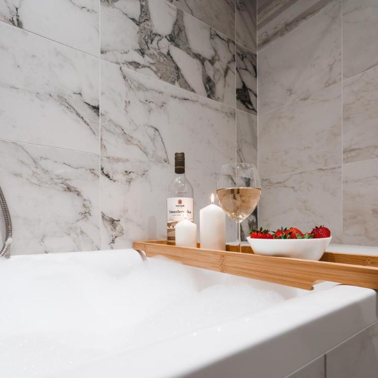 BW Aurora Prime PS4 Free Parking and Terrace - Deluks Apartman sa 2 Spavaće Sobe i Balkonom - 47