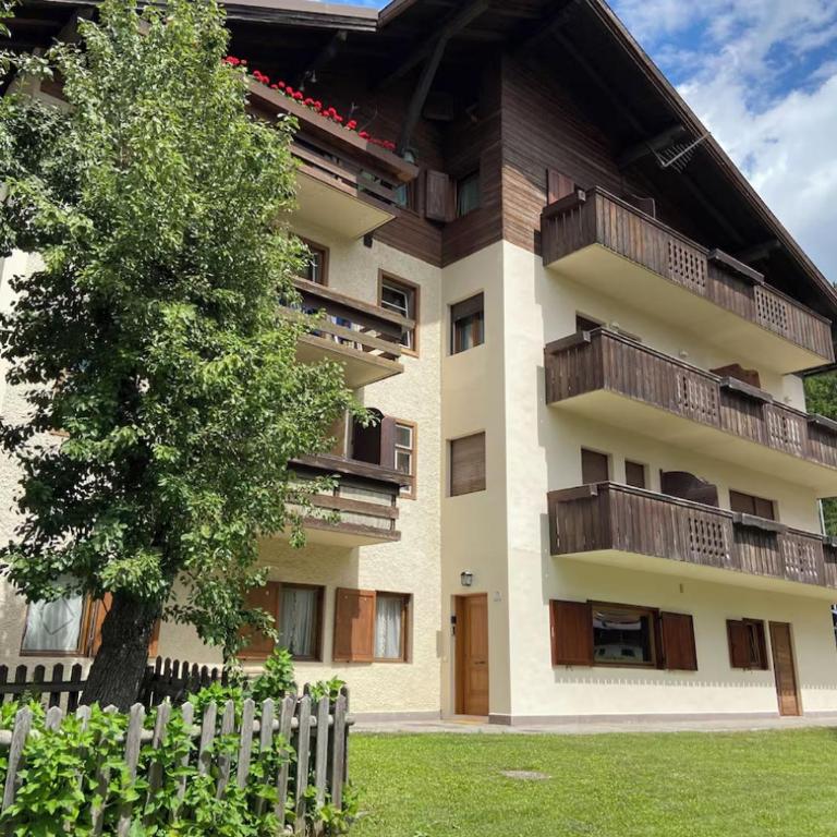 Modern Comfort in Cortina - Appartamento con 2 Camere da Letto - 11