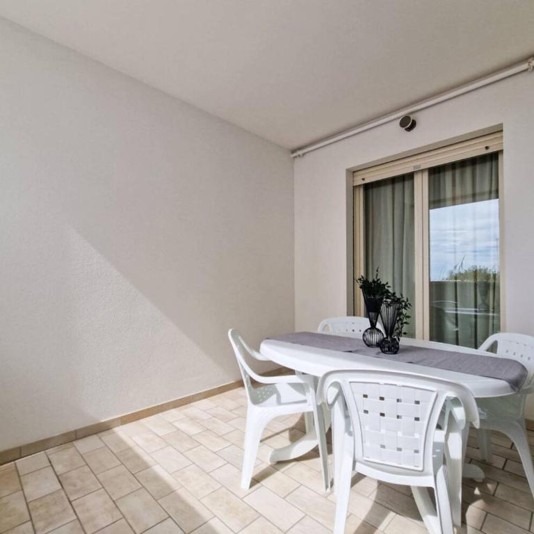 Perfect holiday flat for six in beachfront complex - Appartamento - 2