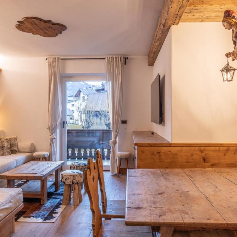 Casa Ampezzo, in the town center with balcony and parking area - Appartamento con 3 Camere da Letto e con Balcone - 3