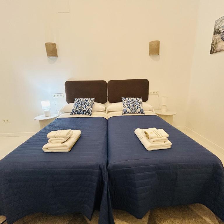 Apartamentos Marina Port - Deluxe Apartment - 9