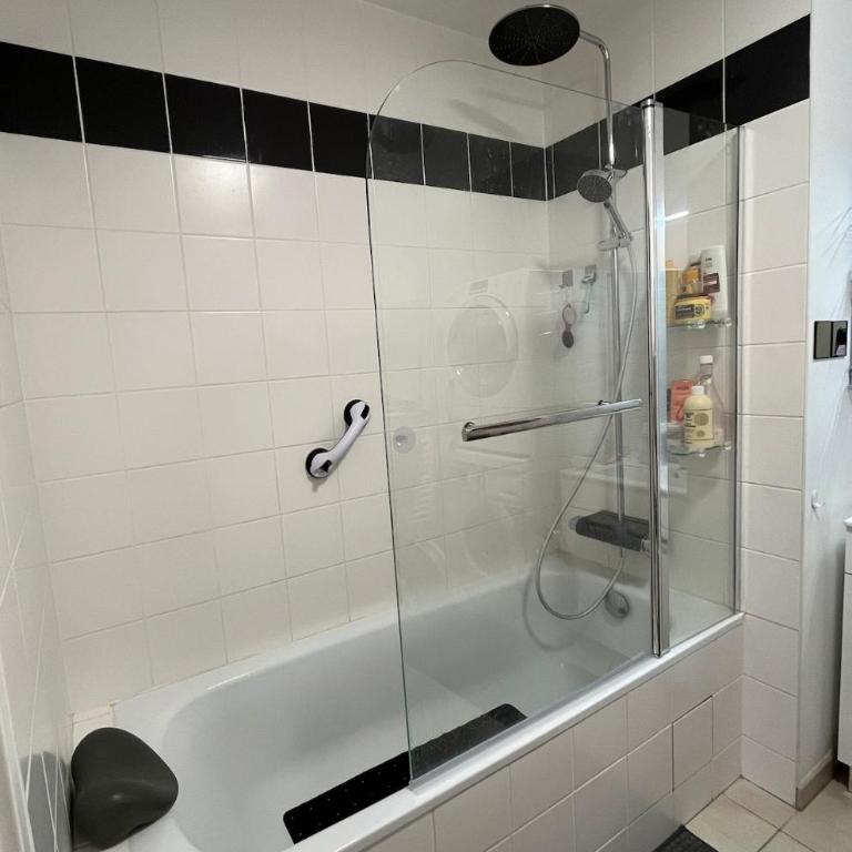 Lovely, cosy & AC apart close to center Paris - Appartement 3 Chambres - 16