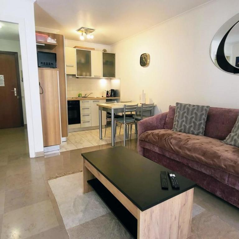 WeHost BARETY - Blooming Balcony Retreat - Central 3-4prs - Appartement - Vue sur Jardin - 7