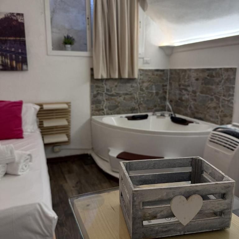 Casa Chicca Monti- Idromassaggio 900 m Colosseo - Apartamento de 1 dormitorio - 7