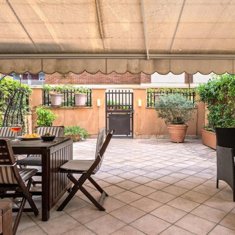 Ground Floor Patio near Vatican, 2 Bed 2 Bath - Appartamento con 2 Camere da Letto - 13