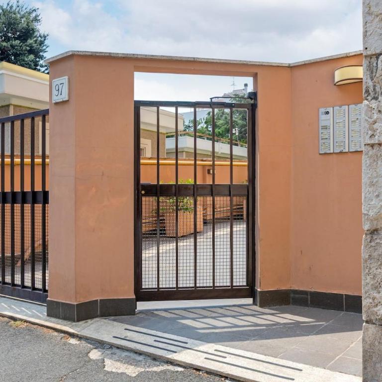 Ground Floor Patio near Vatican, 2 Bed 2 Bath - Appartamento con 2 Camere da Letto - 22