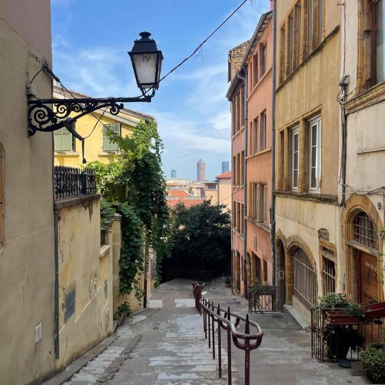 La Suite Sépia - Superbe appartement Vieux Lyon - Apartment - 3