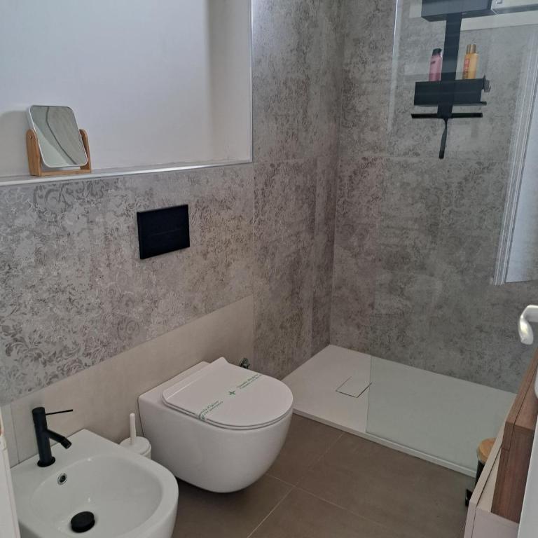 La finestra sul mare - appartamento vista mare con piscina - One-Bedroom Apartment - 21