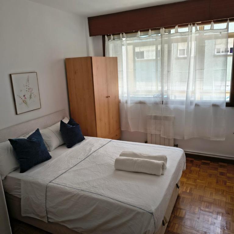 Vigo Centro Living II - Double Room with Private Bathroom - 1