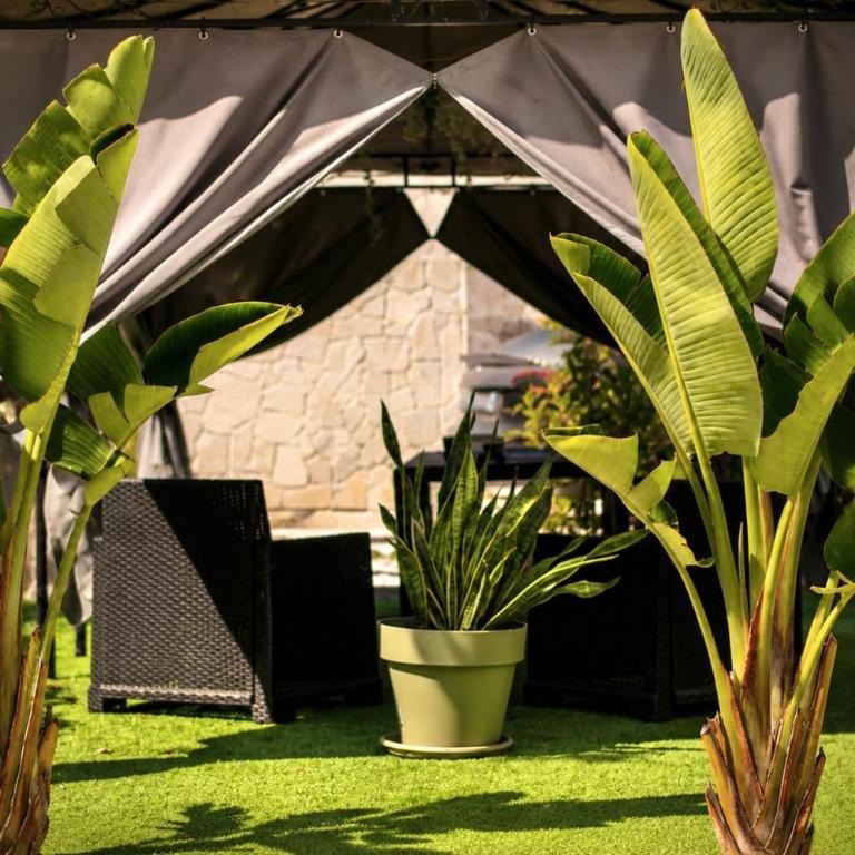 Aphrodeseum Romantic Suite - Camera King con Vasca Idromassaggio - 9