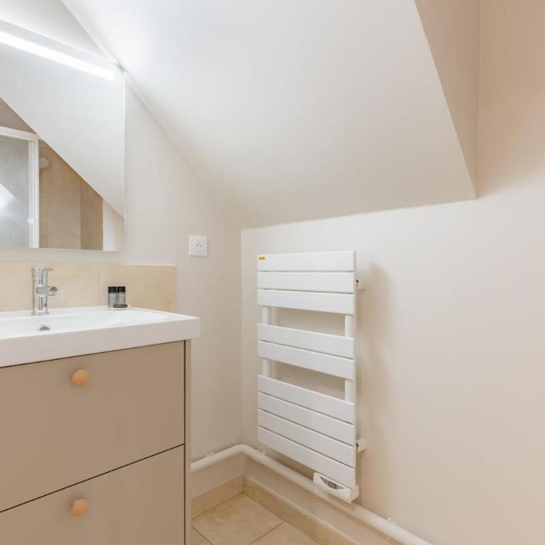 Grand appartement design sous les toits, Paris 16e - Appartement - 8