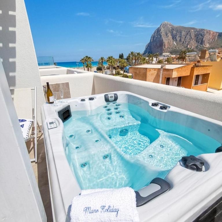 MARE e Terra Holiday fronte mare - Studio with Spa Bath - 49