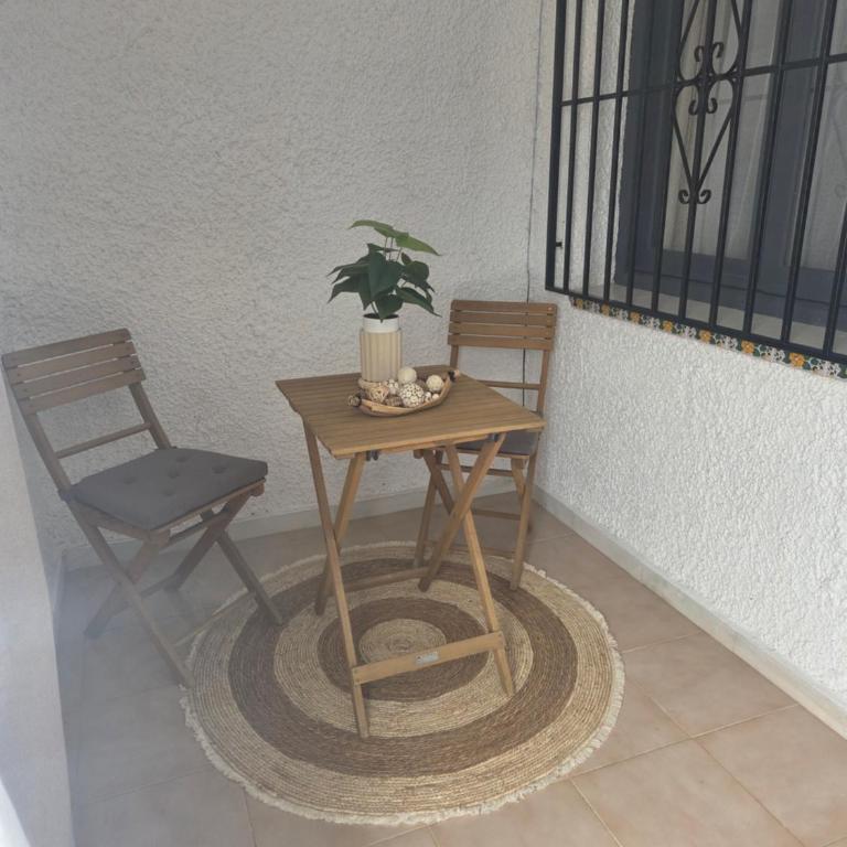 La siesta - Two-Bedroom House - 3