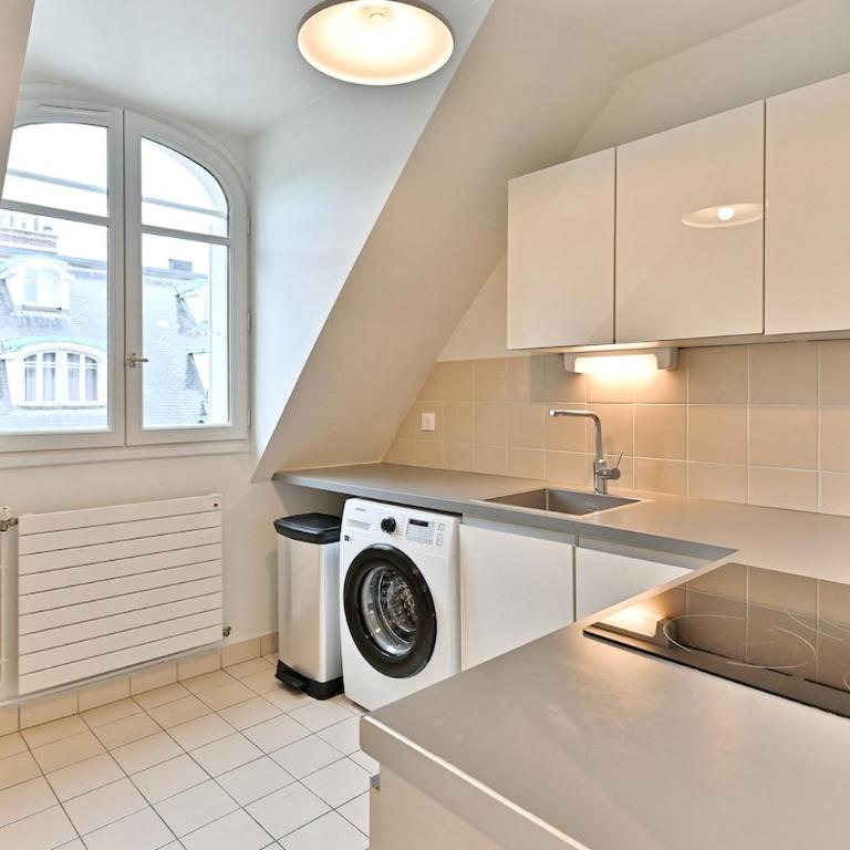 Lumineux & spacieux - Vue dégagée, Arc de Triomphe - Appartement - 7