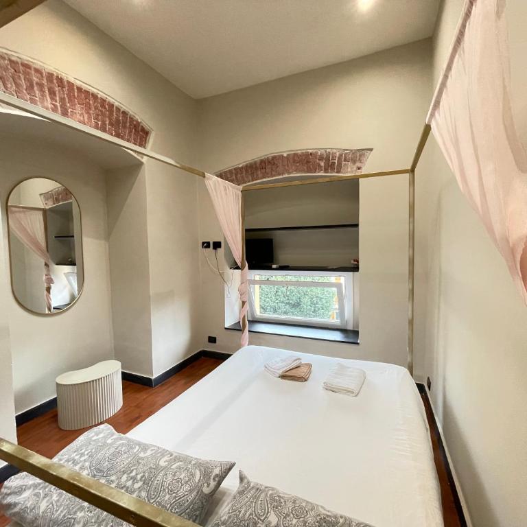 Modern Skylight Rooms near Brignole - ALWAYS OPEN - Habitación Doble Grande - 7