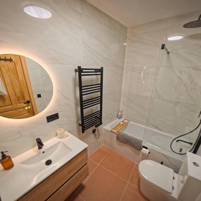 Renovated Mijas Home with Large Outdoor Space - Single Room - 15