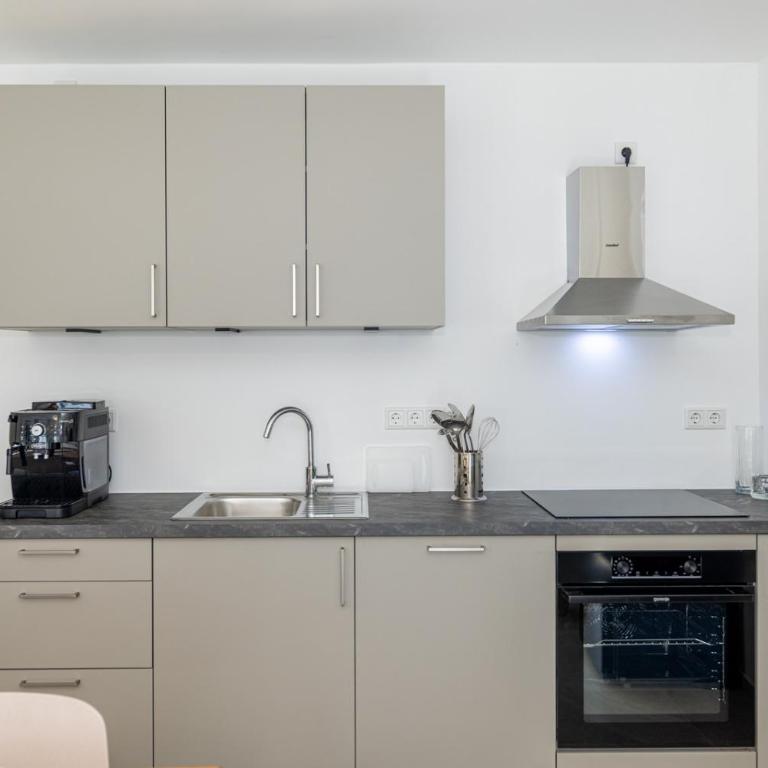 Close to River and City - Group Apartments - Apartment - 3