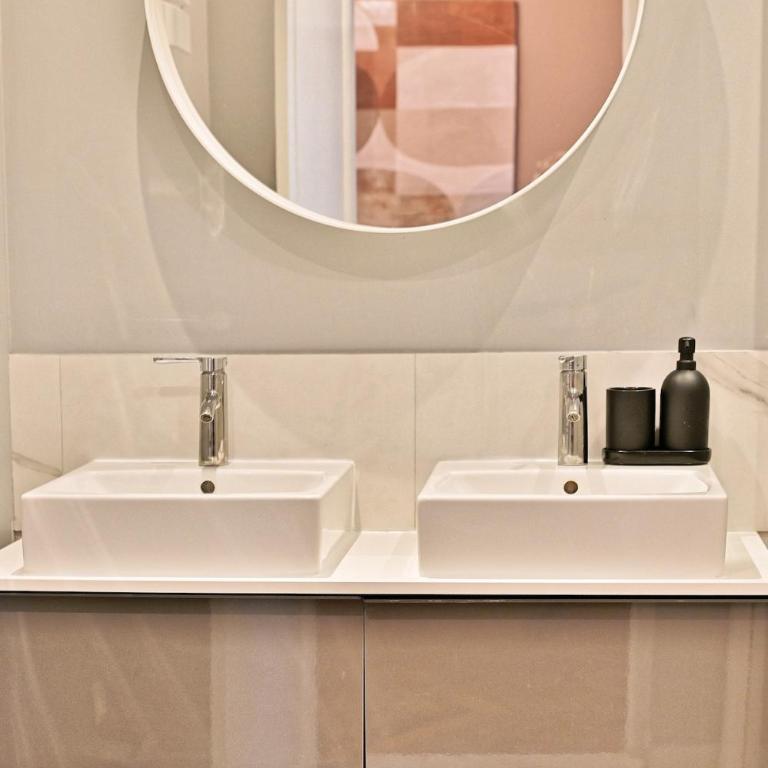 Spacious 4 bedrooms - Paris 11th with style - Appartamento - 9
