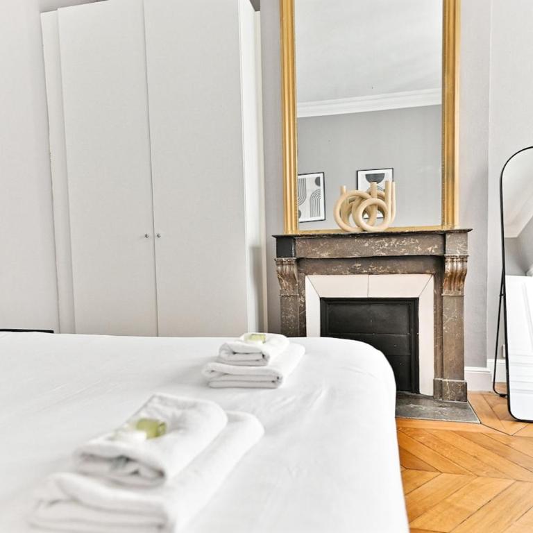 Spacious 4 bedrooms - Paris 11th with style - Appartamento - 23