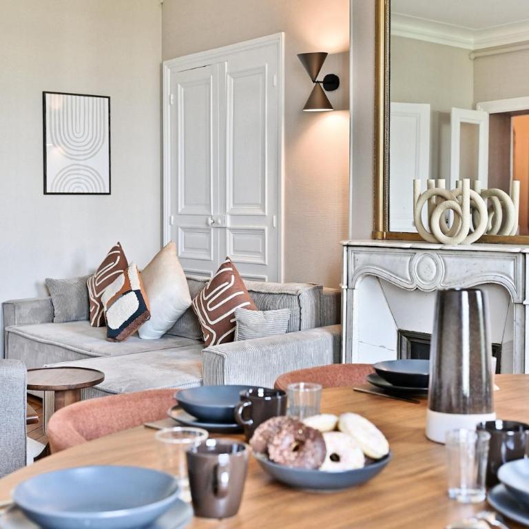Spacious 4 bedrooms - Paris 11th with style - Appartamento - 47