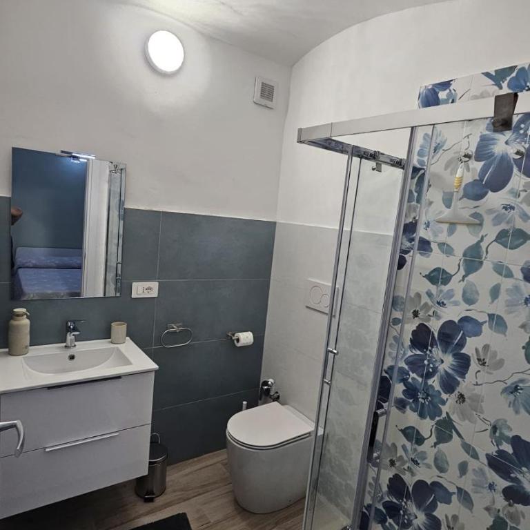 New and cozy apartment in Turin - Appartamento con 1 Camera da Letto - 7