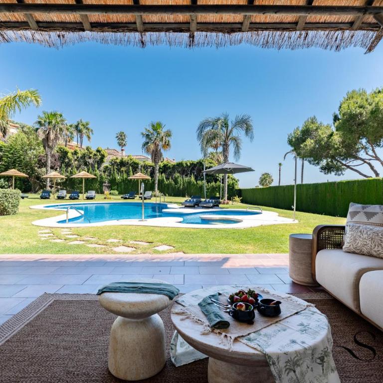 Luxury 5BR Villa Benalmádena Pool & Jacuzzi REF073 - Villa Superior - 6