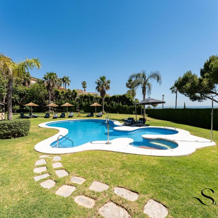 Luxury 5BR Villa Benalmádena Pool & Jacuzzi REF073 - Villa Superior - 84