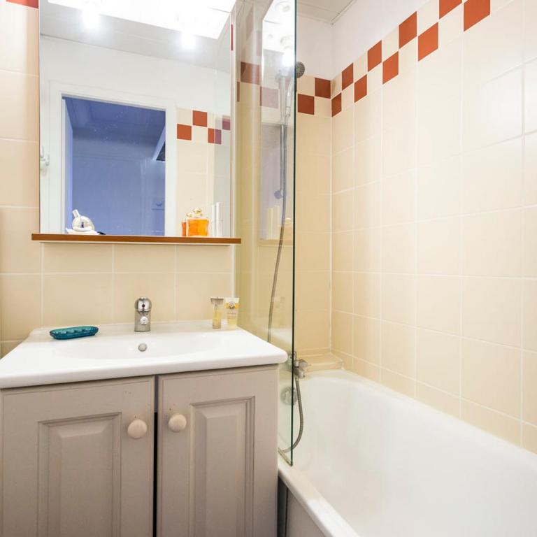 Appartement rénové calme avec balcon et wifi, 5 pers - Appartamento con 1 Camera da Letto - 15