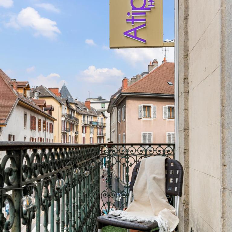 Atipik Hôtel - Chambre Double avec Balcon - 12 M² - 4