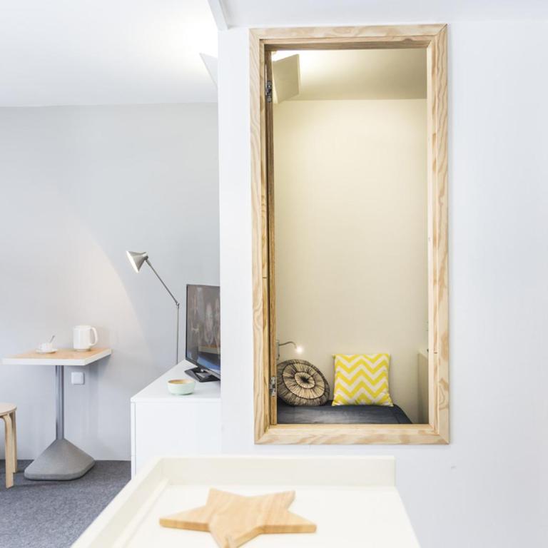 Studio rénové calme 5 pers · Balcon · Wi-Fi - Appartement 1 Chambre - 15