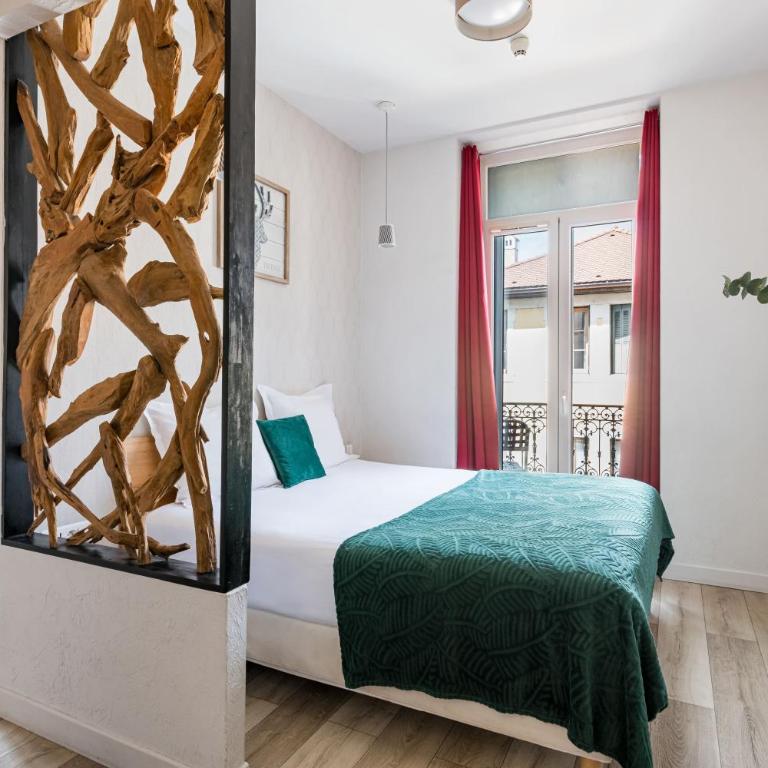 Atipik Hôtel - Chambre Familiale (2 Adultes + 2 Enfants) - 22 M² - 4