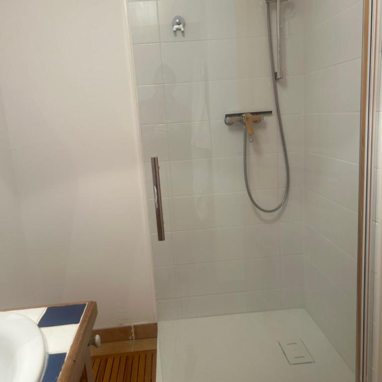 Chalet des Eucherts - La Rosiere- Appartement spacieux, 112 m2, 4 chambres pour 9-10 personnes, 300 m des pistes, parking privé, Vue exceptionnelle - Apartment - 11
