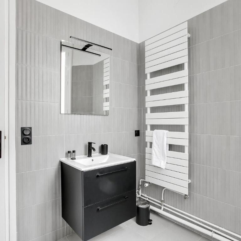 Grand appartement 1BR - Luxe Arc de Triomphe - Appartement - 3