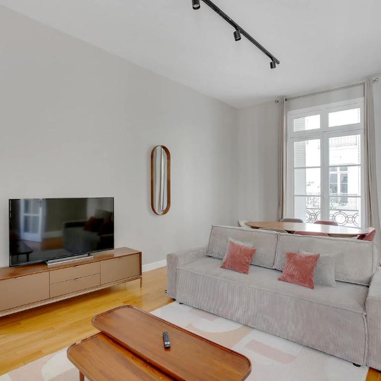 Grand appartement 1BR - Luxe Arc de Triomphe - Appartement - 9