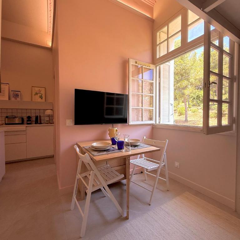 La Boîte Rose - Studio plage de l'Almanarre - Studio - 6
