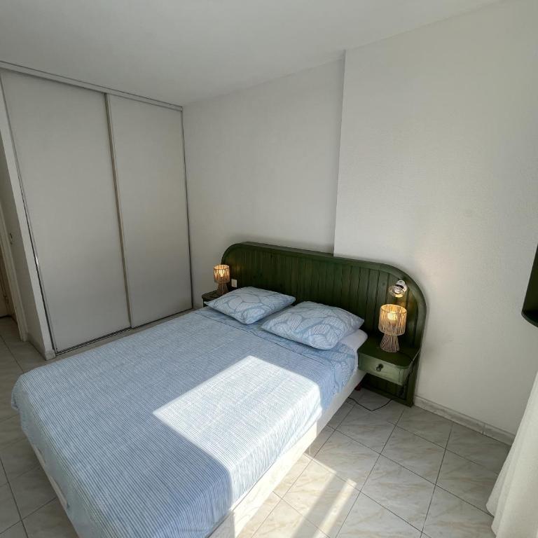 Port Frejus, Rives Latines, T2 vue port 40m2 - Appartement 1 Chambre avec Balcon et Vue sur Mer - 8