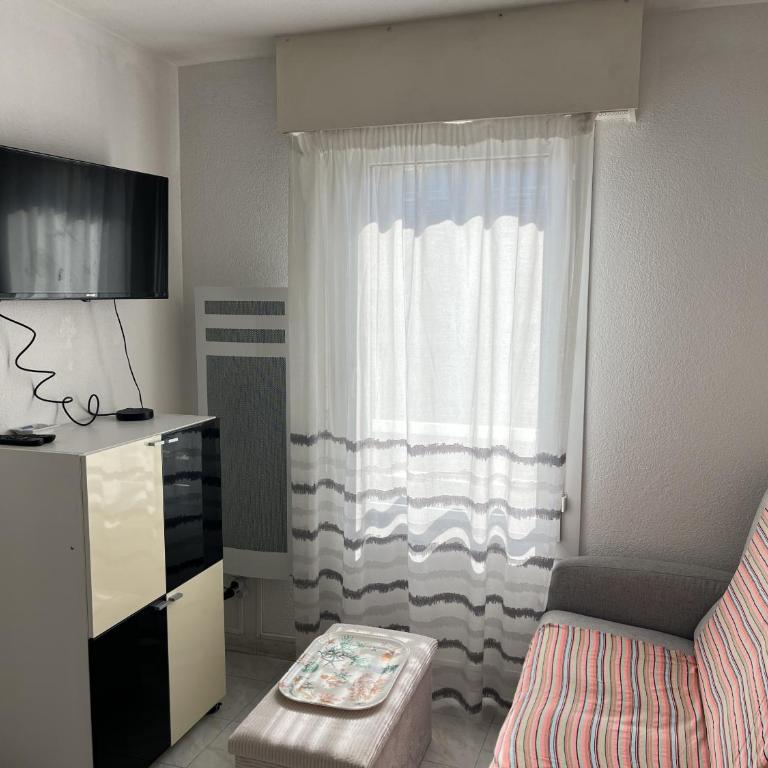 Port Frejus, Rives Latines, T2 vue port 40m2 - Appartement 1 Chambre avec Balcon et Vue sur Mer - 29