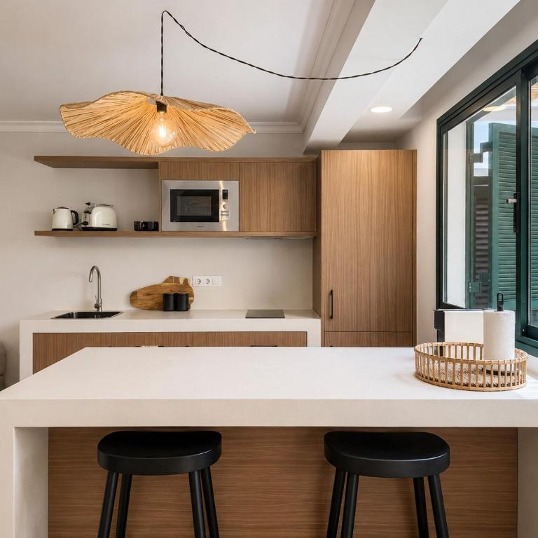 Villa Lorenzo & Catalina Collection - Two-Bedroom House - 9