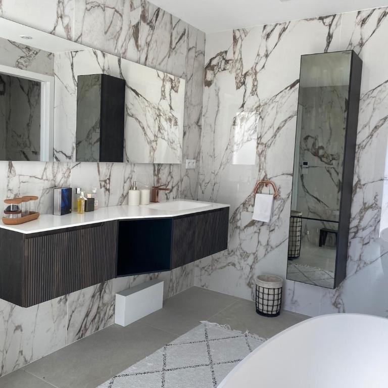 Hébergement avec vue magnifique à Roquebrune-Cap-Martin - Villa with Private Pool - 14