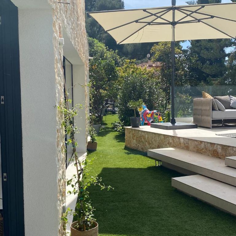 Hébergement avec vue magnifique à Roquebrune-Cap-Martin - Villa with Private Pool - 72