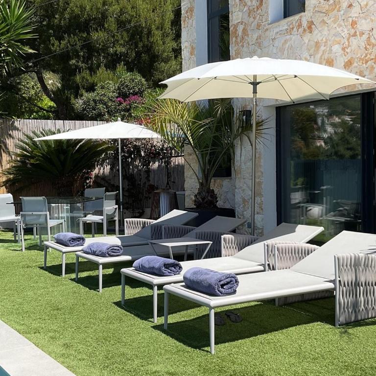 Hébergement avec vue magnifique à Roquebrune-Cap-Martin - Villa with Private Pool - 75
