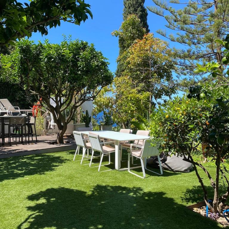 Hébergement avec vue magnifique à Roquebrune-Cap-Martin - Villa with Private Pool - 80