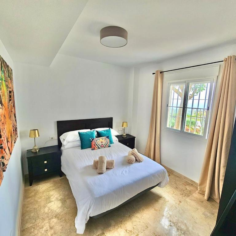 Small Oasis - Sea View - Pool Access - Close to Beach - Three Bedroom Apartment - Sleeps 8 - Apartamento de 3 dormitorios - 11