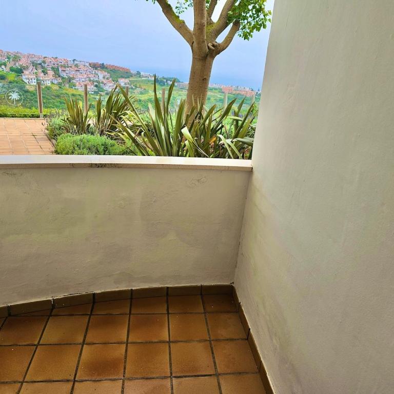 Small Oasis - Sea View - Pool Access - Close to Beach - Three Bedroom Apartment - Sleeps 8 - Apartamento de 3 dormitorios - 13