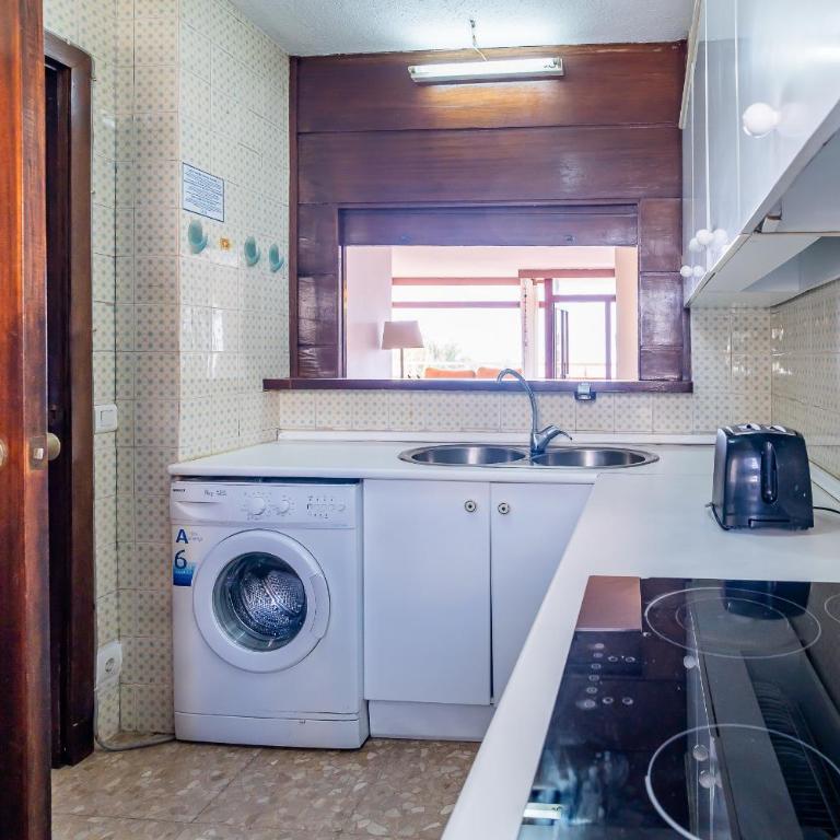 Cubo's Playamar Beach Apartment - Apartamento - 18