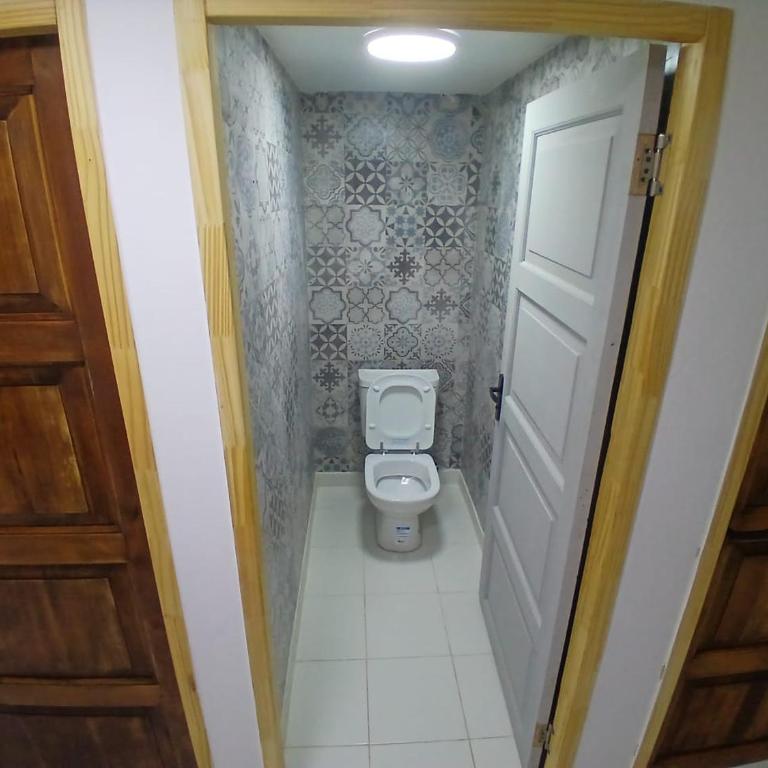 Casa central hostel - Family Room with Shared Bathroom - 1