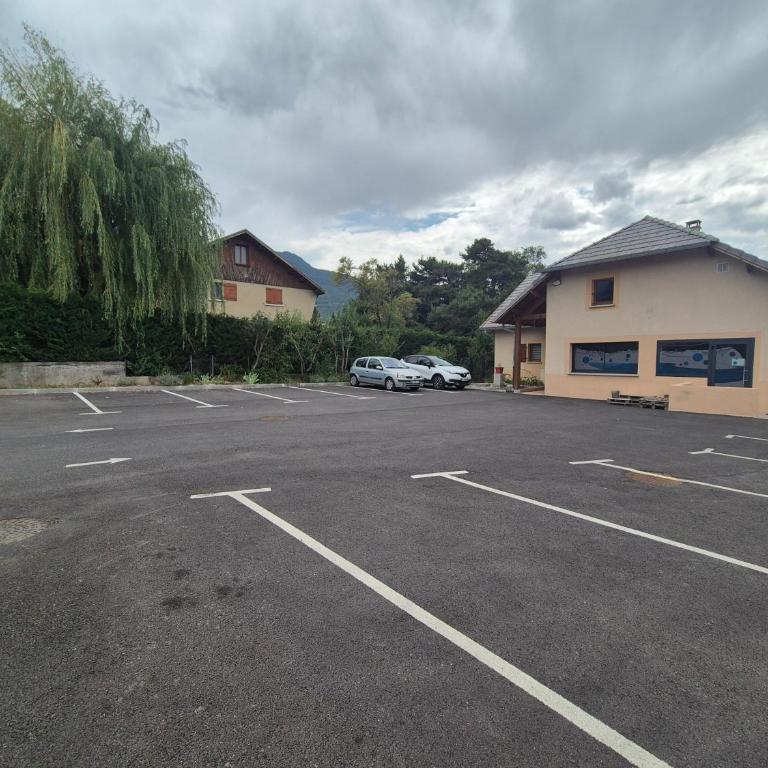 Appartement entier pour 8 personnes piscine intérieure en option - Appartement 3 Chambres - 33