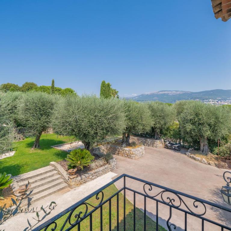 Private Villa with Pool for 10 Guests in Cannes-Mougins - Villa avec Piscine Privée - 23