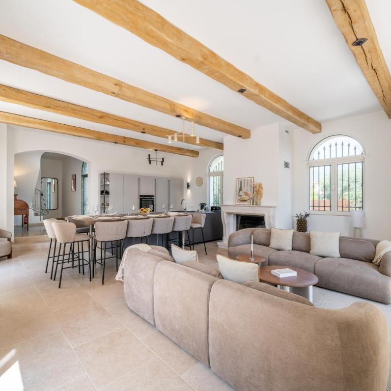 Private Villa with Pool for 10 Guests in Cannes-Mougins - Villa avec Piscine Privée - 37
