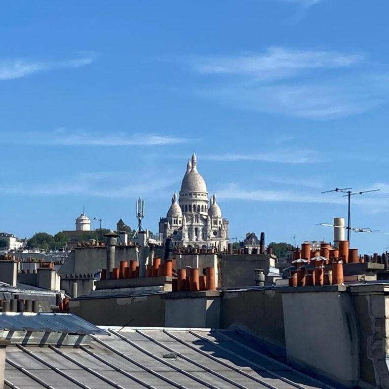 Studio Under the Rooftops - Sacre-Coeur View - Appartement - 2
